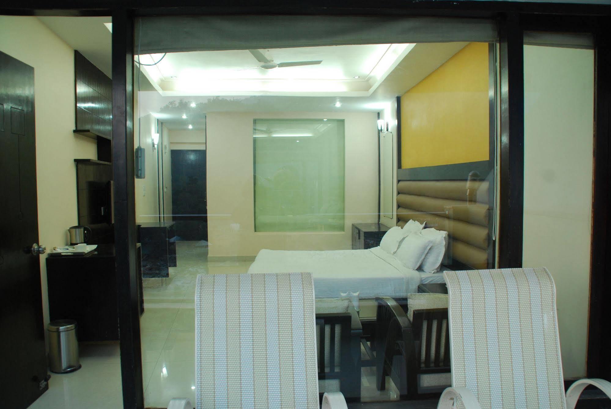 Ganga Beach Resort Rishīkesh 外观 照片