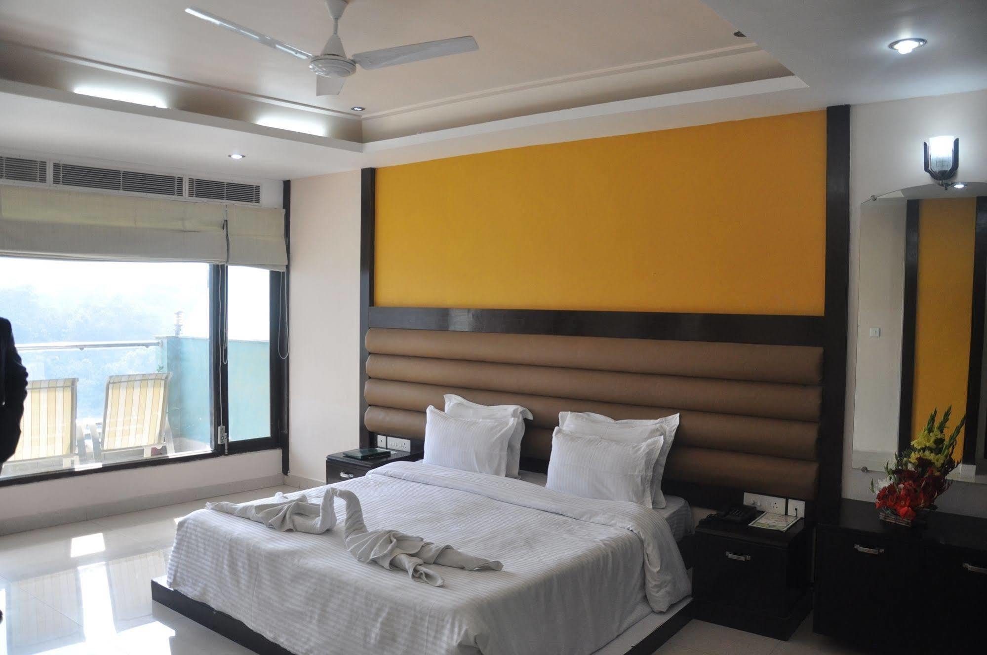 Ganga Beach Resort Rishīkesh 外观 照片